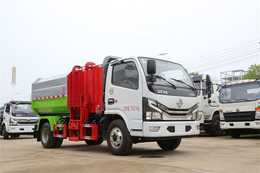 8方掛桶垃圾車-東風8方藍牌側(cè)裝掛桶自裝式垃圾車廠家